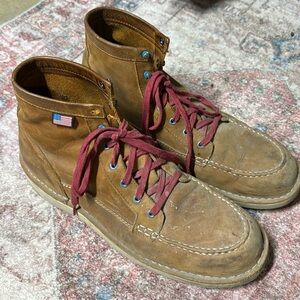 Well loved Danner Bull Run Lux sandstone boots size 12